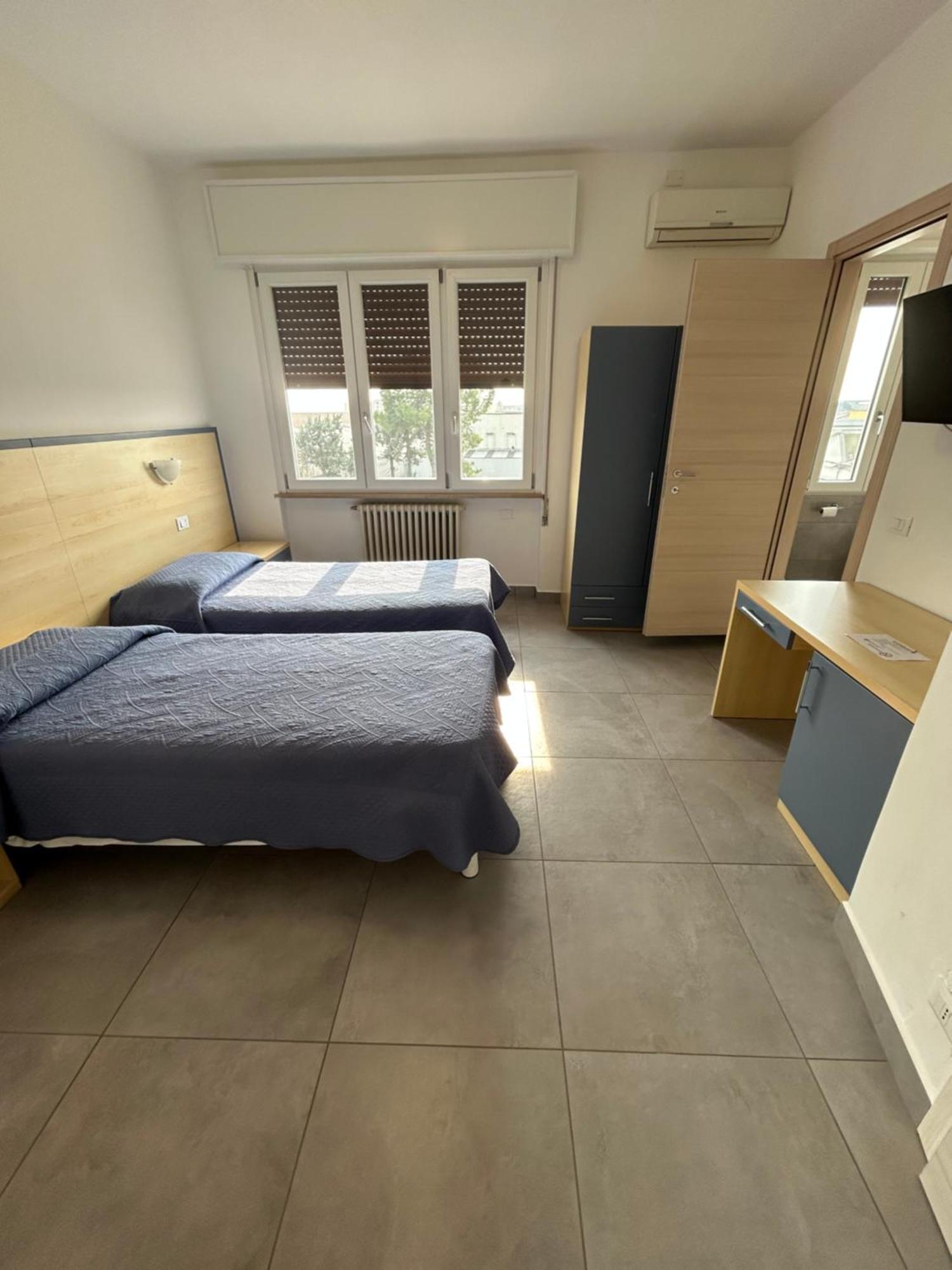 Hotel Marchina เบรเชีย ภายนอก รูปภาพ